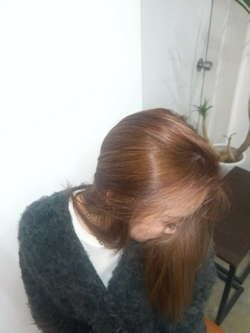 ロング カラー ピンクカラー 湯浅 美玖のヘアスタイル