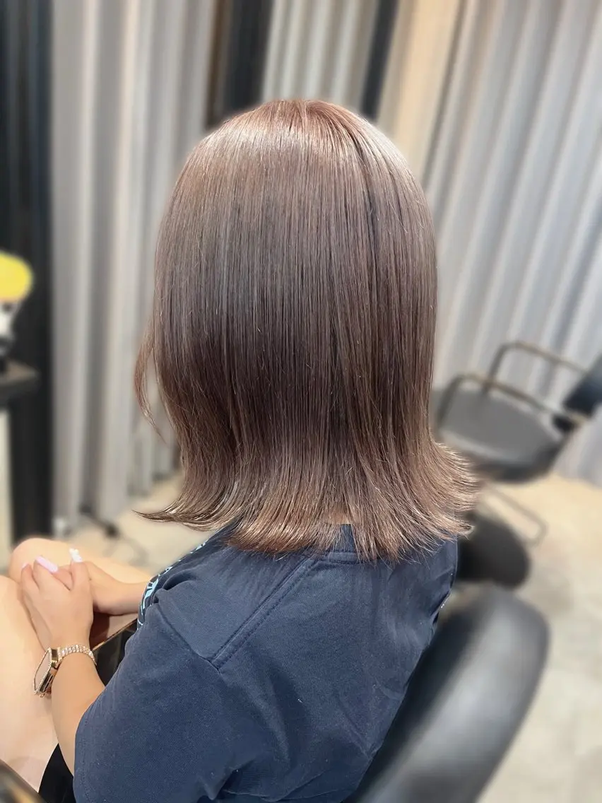 セミロング カラー ベージュカラー ブリーチ ミルクティーベージュ カット ヘアカラー トリートメント 中津/梅田/酸性 /髪質改善/愛芽のヘアスタイル