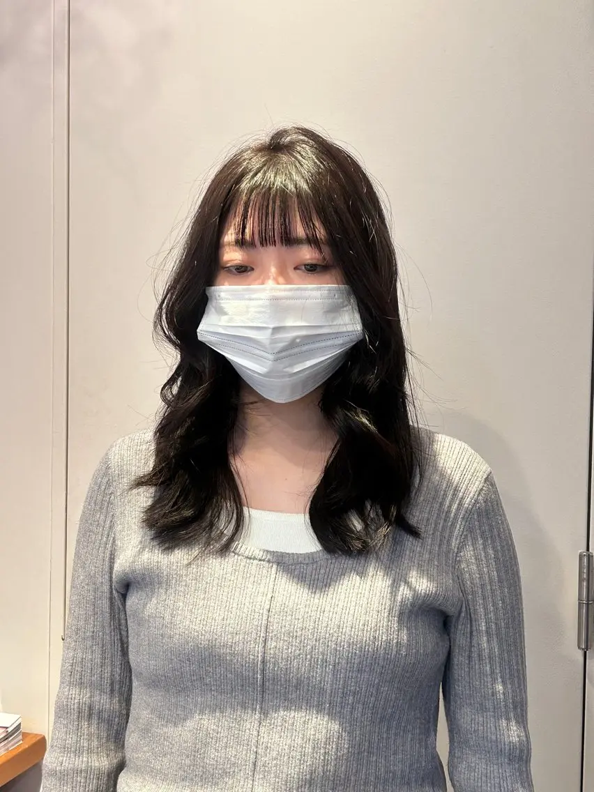 セミロング カラー カット ヘアカラー トリートメント ナチュラル大人っぽい スタイル　MAORIのヘアスタイル