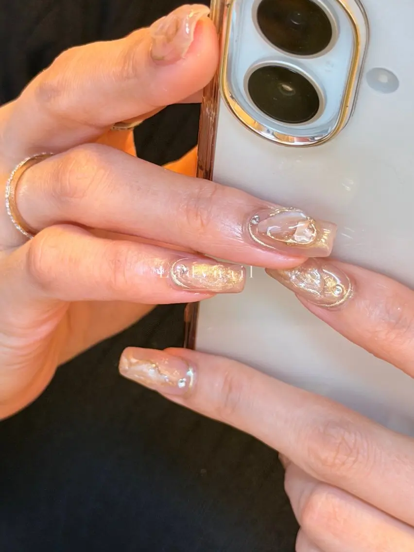 ネイル 氷ネイル・うるうるネイル ニュアンスネイル ハンドネイル Lady nailのネイルデザイン