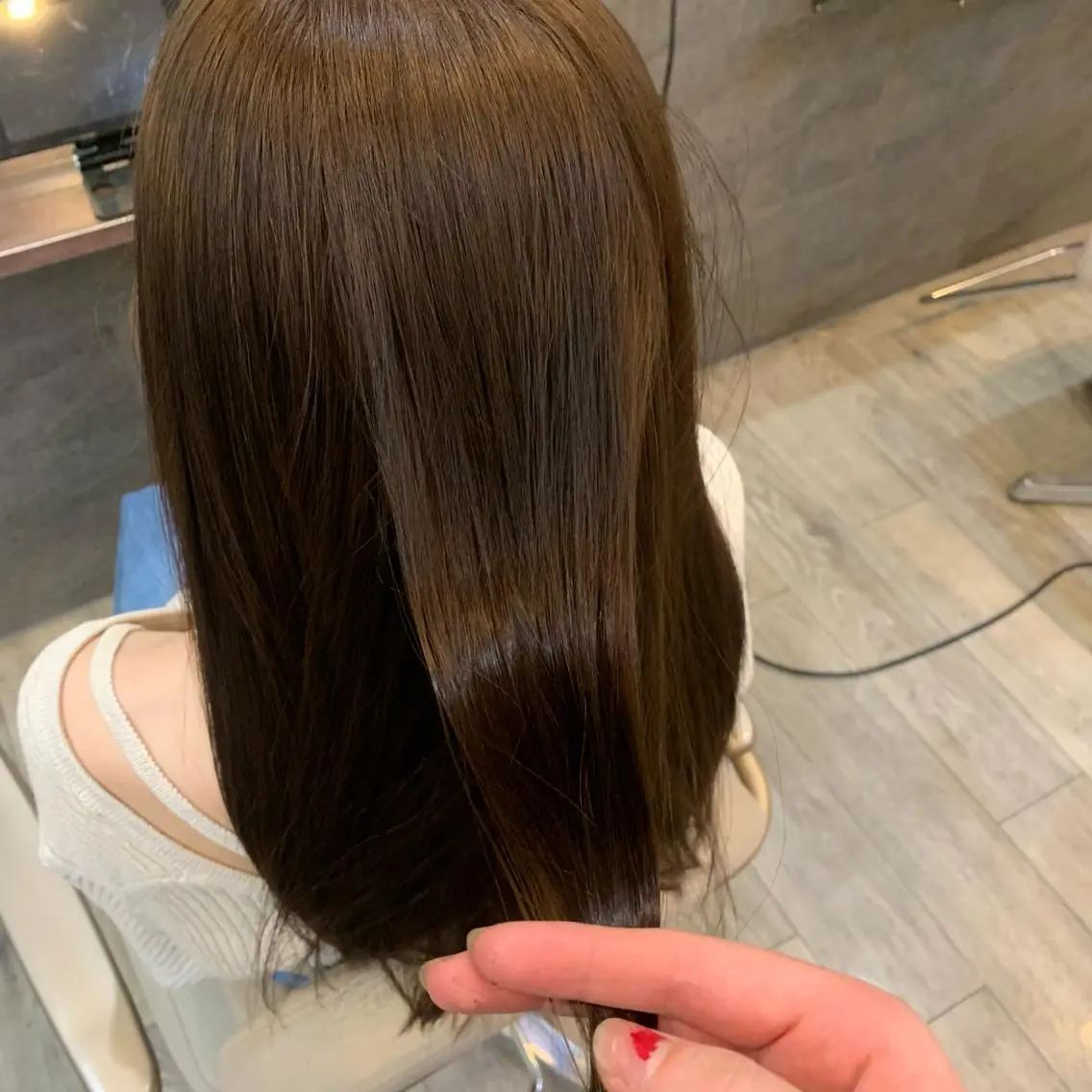 セミロング カラー NUMBER天王寺 ほたる⭐️のヘアスタイル