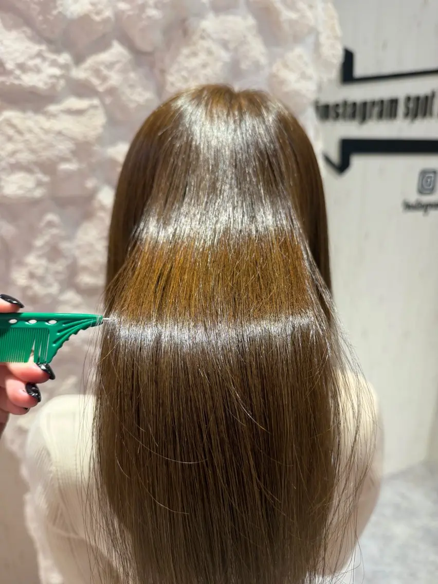 カラー ベージュカラー オリーブベージュ Agu.hair ミサキのヘアスタイル