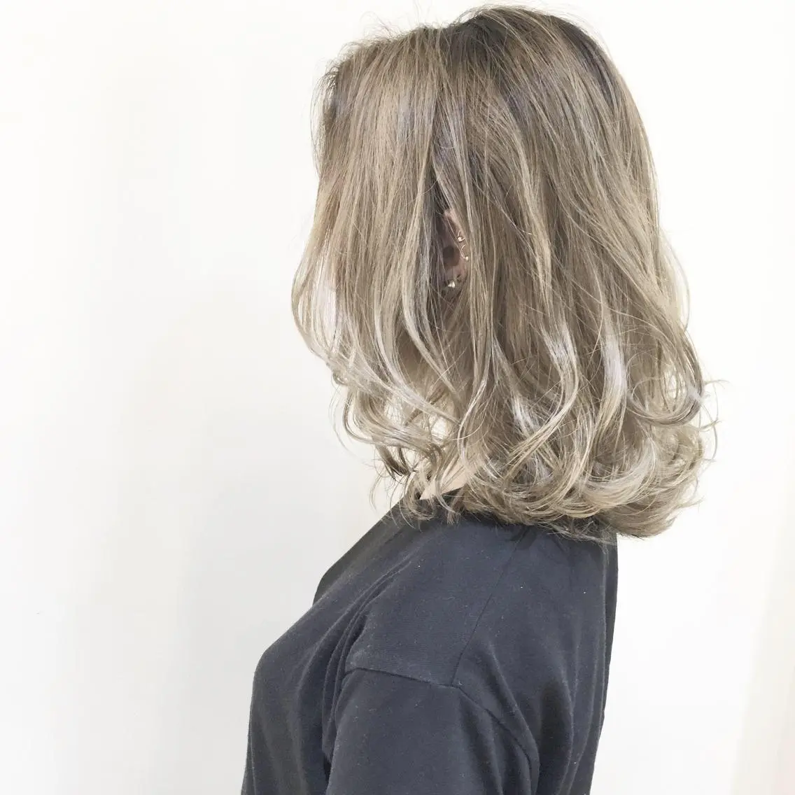 ミディアム カラー ブリーチ ヘアカラー トリートメント 韓国レイヤーカット★ 小林大樹のヘアスタイル