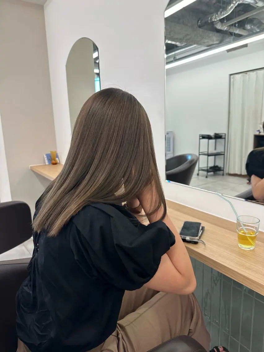 ミディアム カラー キッズ ヘアカラー オトナヘア🌸 harukaのヘアスタイル