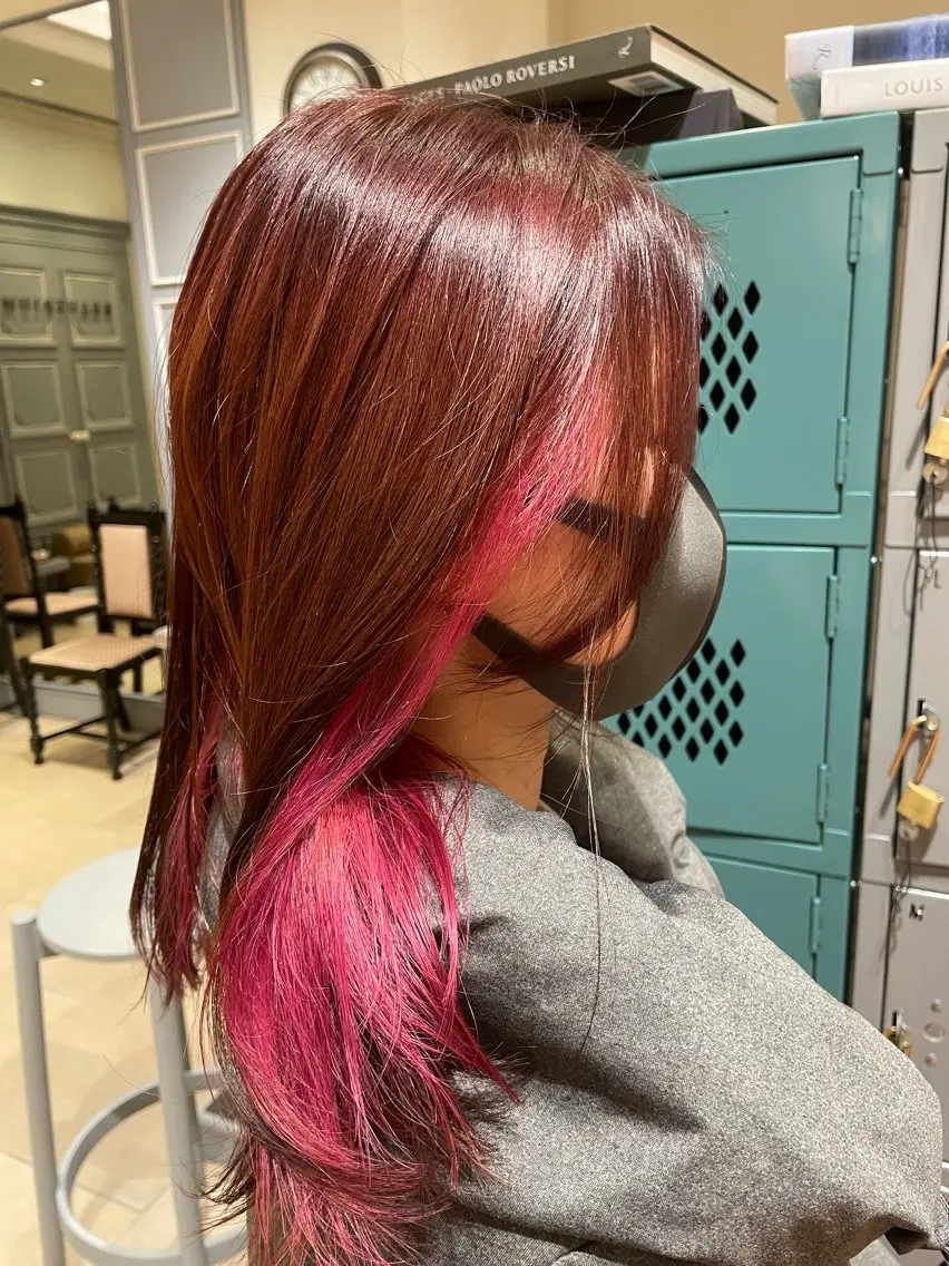 ミディアム カラー ピンクカラー カットモデル ヨネダのヘアスタイル