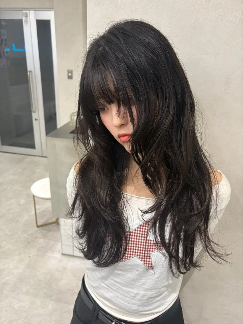 ロング ハッシュカット ハイレイヤー 韓国風ヘア レイヤーカット カット Yuta✂︎ 韓国レイヤー🪽のヘアスタイル
