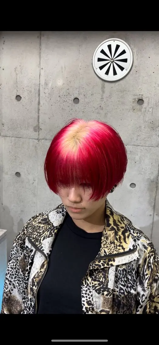 ショート カラー カット トリートメント ハイトーン/メンズ/ ウルフ特化 小松のヘアスタイル
