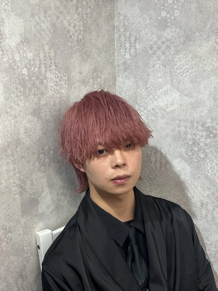 カラー メンズハイトーン 北斗💍レイヤーのヘアスタイル