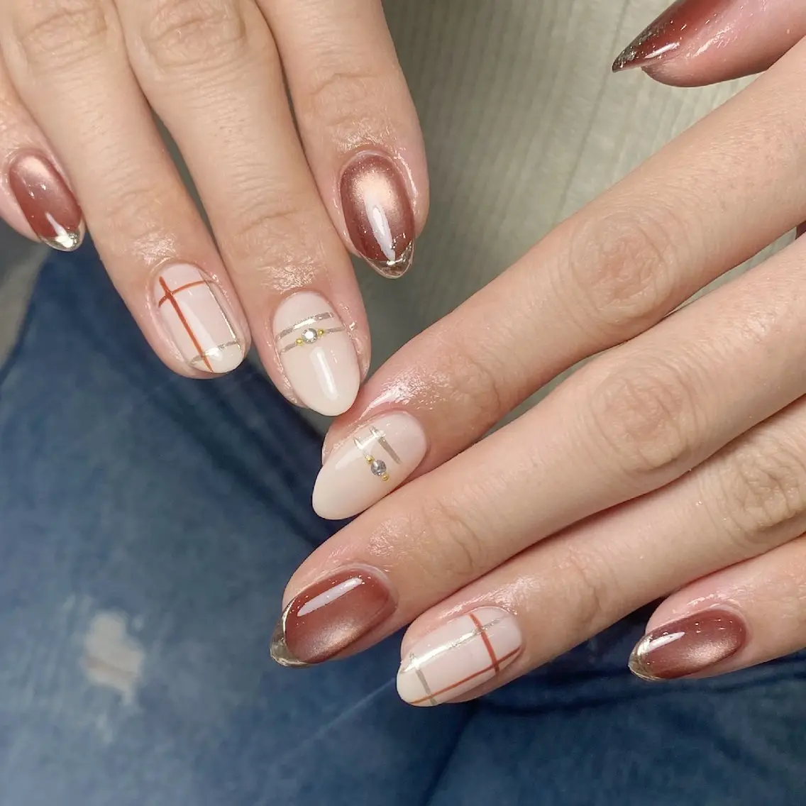 ネイル チークネイル フレンチネイル ジェルネイル ガーリー キラキラネイル ハンドネイル UM Nail Salonのネイルデザイン