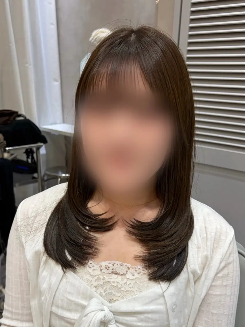 ミディアム カラー ミディアムレイヤー レイヤーカット ヘアカラー Ayano‪‪🎀似 合わせ×透明感🎀のヘアスタイル