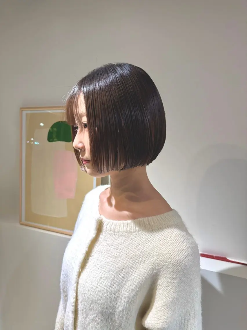 ショート 切りっぱなしボブ ショートボブ アッシュ ボブ ハイライト 髪質改善マスター 長尾勇弥/梅田中津のヘアスタイル
