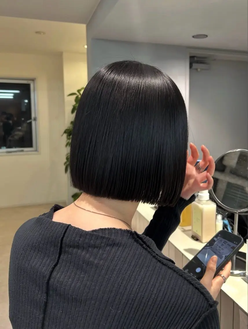 ショート ぱつっとボブ/ ボブ特化/タッセルのヘアスタイル