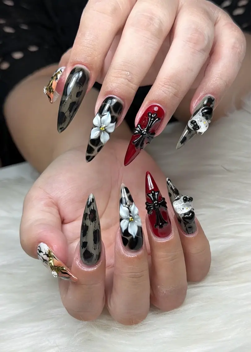 ネイル アートネイル ボルドー フレンチネイル ジェルネイル 氷ネイル・うるうるネイル ハンドネイル Yuki Nailsalonのネイルデザイン