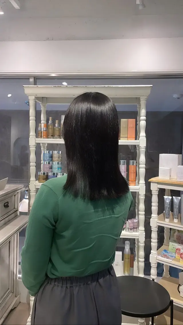 ミディアム パーマ 縮毛矯正 ストレートパーマ CreBiA🎀 ayaのマツエク・マツパデザイン