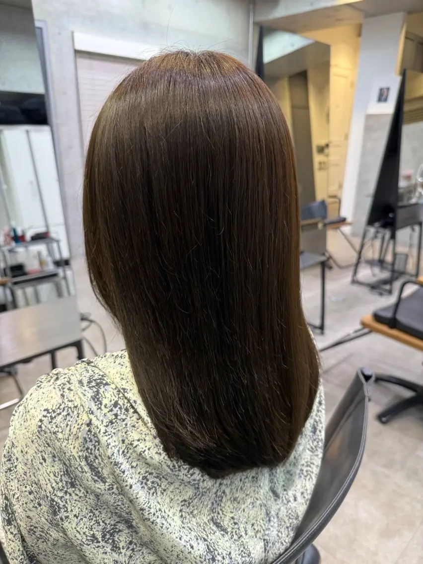 ミディアム カラー 透明感カラー 表参道｜美髪縮毛 ｜ kotaroのヘアスタイル