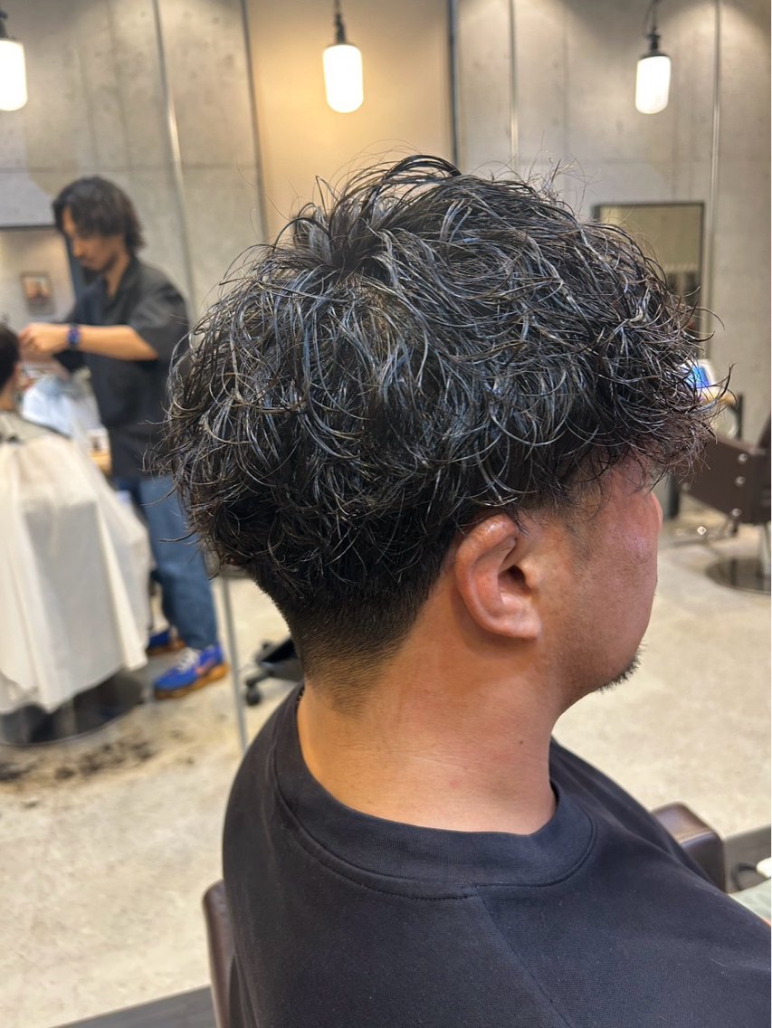 メンズ パーマ 渡邊 陽大のヘアスタイル