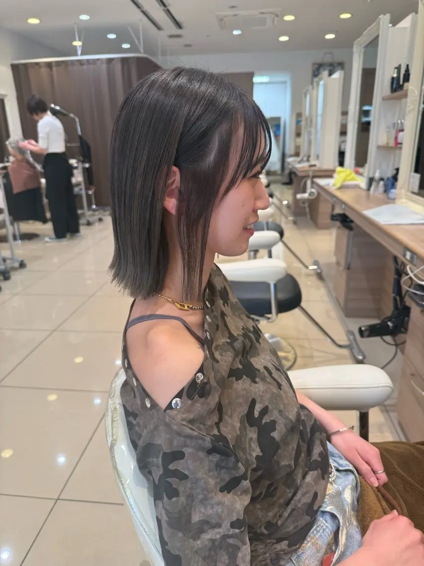 カラー バレイヤージュ ボブ カット ヘアカラー まとまる艶髪艶カラー 🤍内田さわか🎀のヘアスタイル