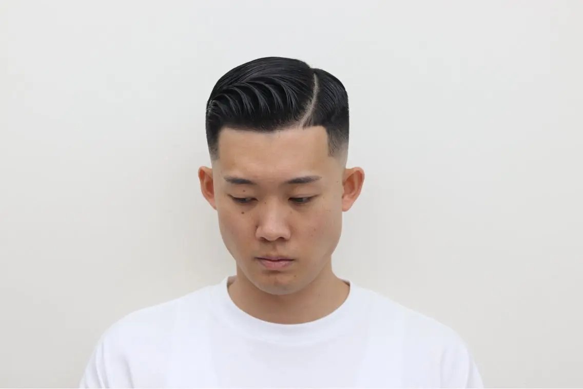カット+アイロンパーマ【サイドパート】の写真