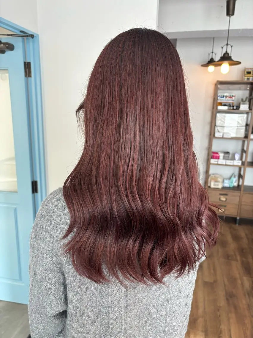 セミロング つばた みゆ🦋のヘアスタイル