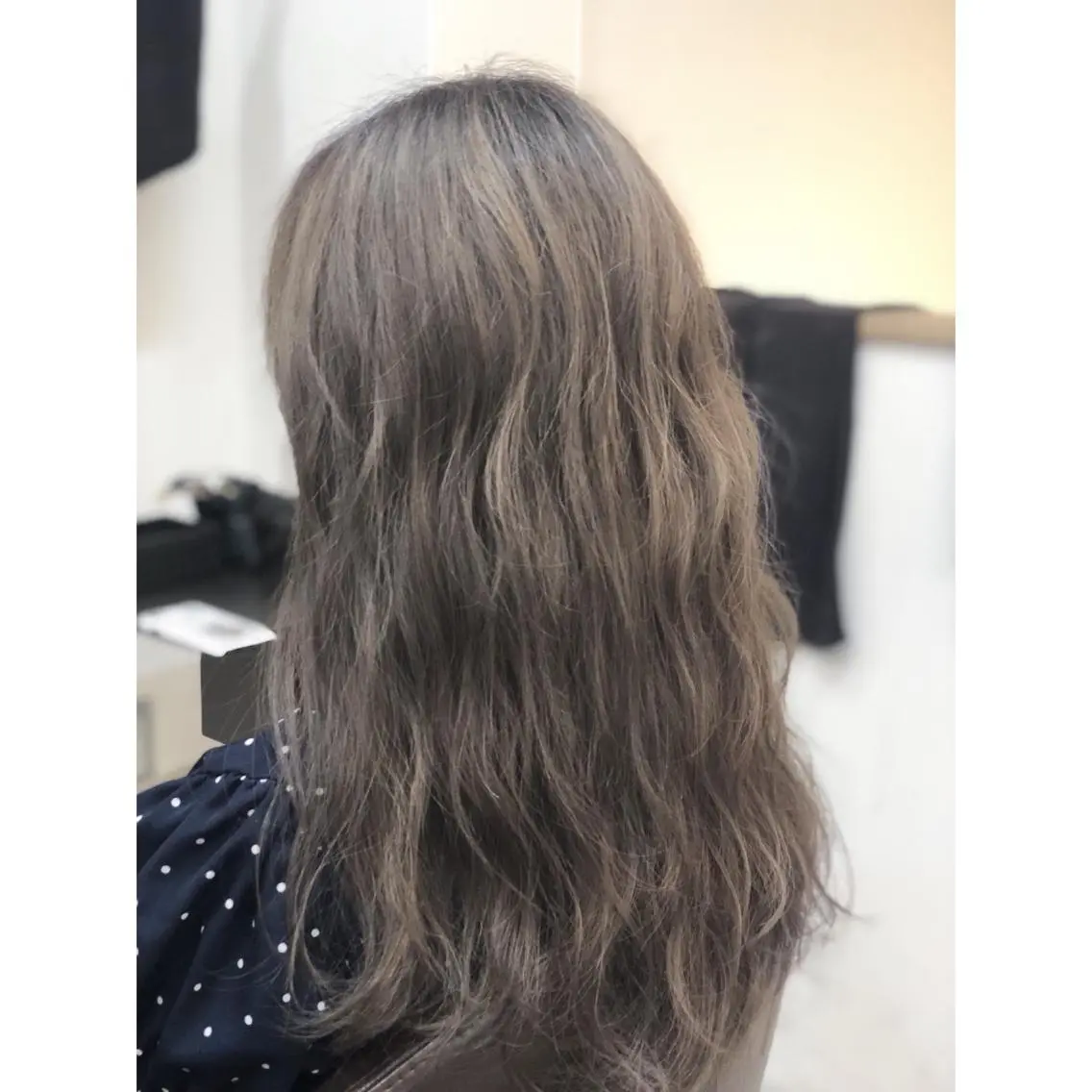 セミロング ハイライト YOFAhair芦屋 峰★カラーリストのヘアスタイル