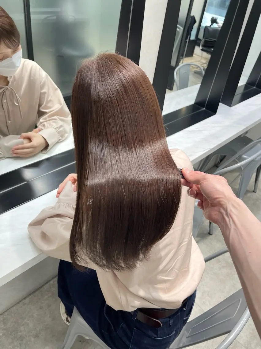 ロング 髪質改善 ヘアカラー 縮毛矯正 トリートメント 韓国レイヤーカット 髪質改善▫️水野有真のヘアスタイル