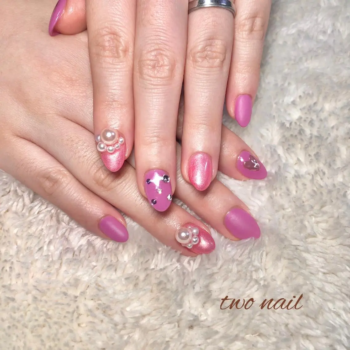 ネイル アートネイル フットネイル ハート ニュアンスネイル ホワイト two nailのネイルデザイン