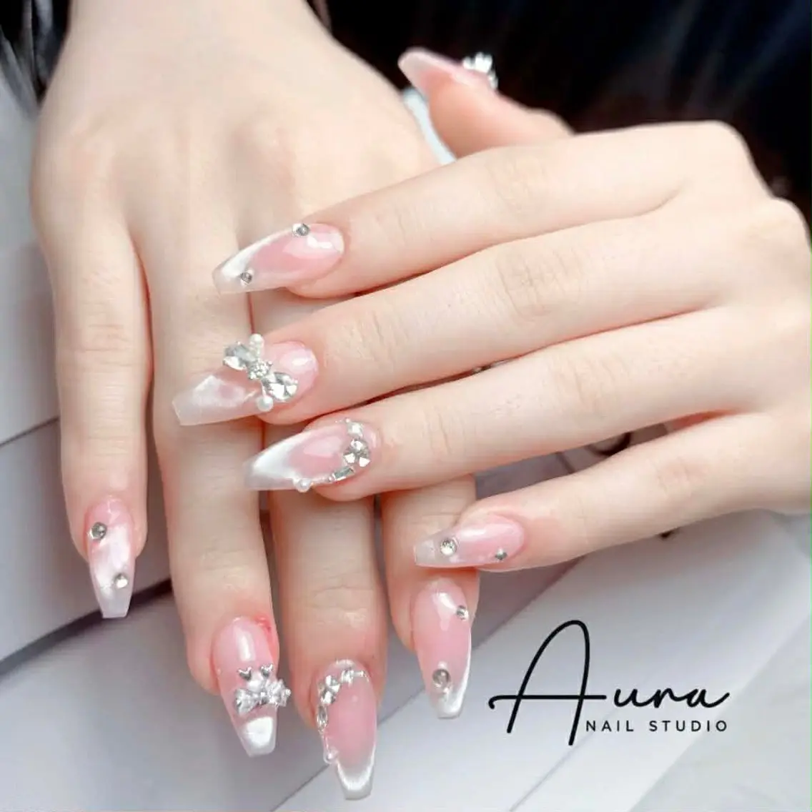 ネイル ハンドネイル Aura Nail HanNaのネイルデザイン