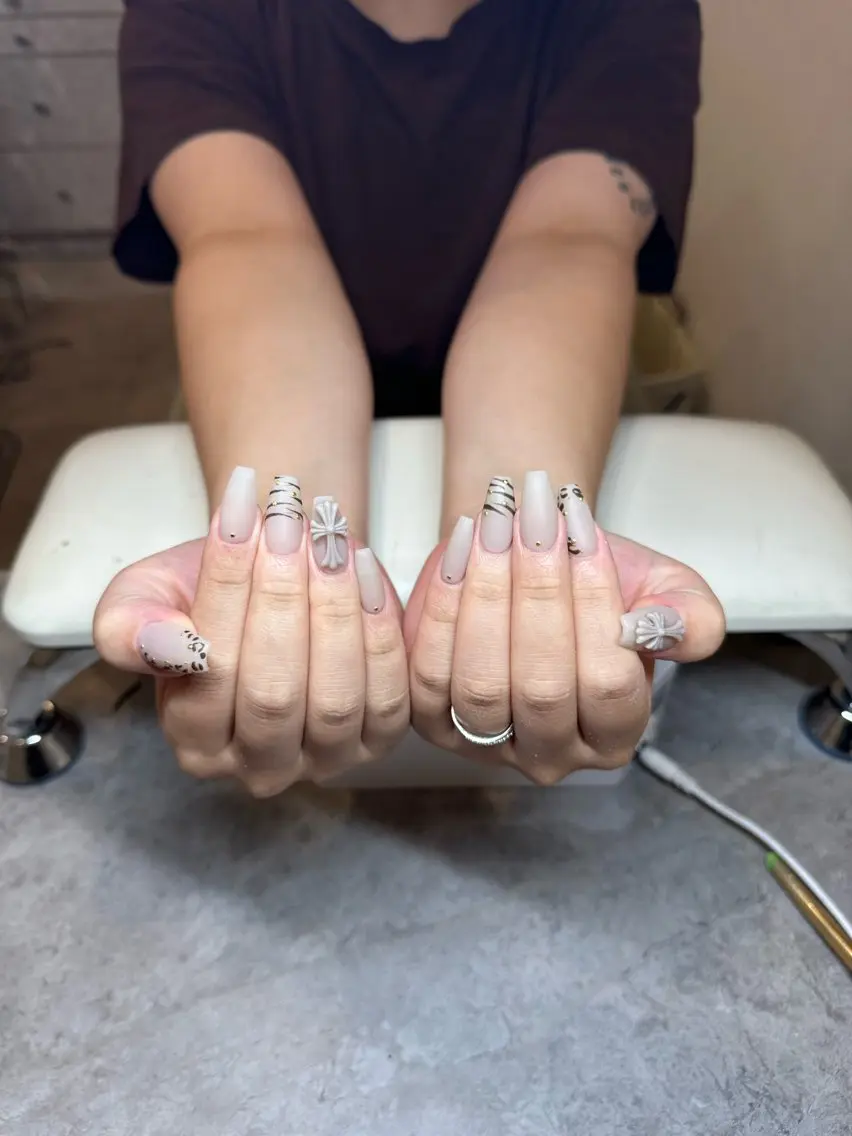 ネイル ハンドネイル IROHA NAIL akoのネイルデザイン