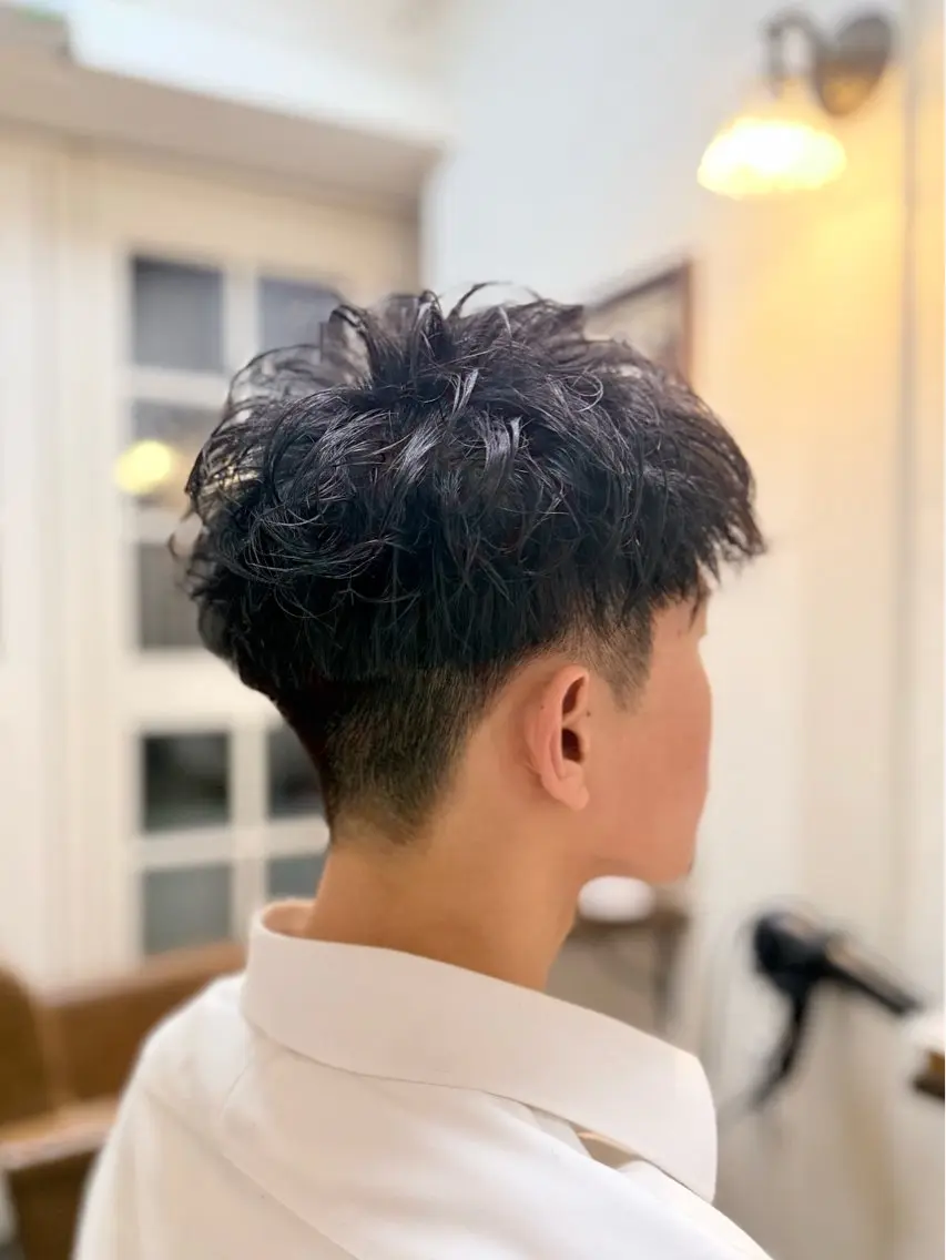 ショート パーマ メンズ メンズパーマ ショートヘア カット パーマ トリートメント メンズ/スパイキー ショート/isseyのヘアスタイル