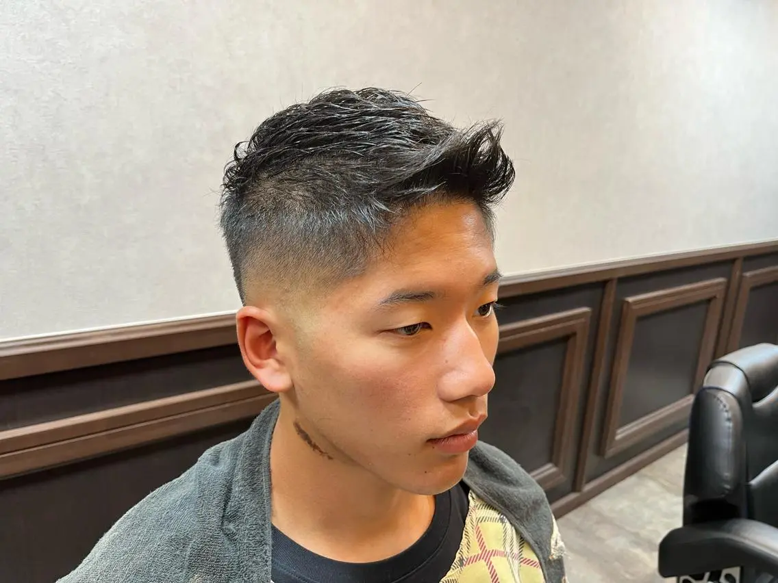 ショート メンズ フェードカット 福留 叶太のヘアスタイル