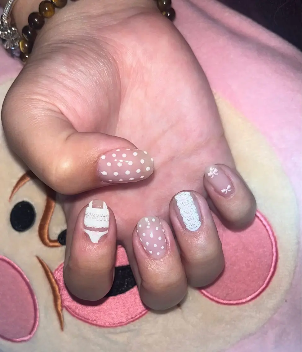 ネイル ハンドネイル ˖ ࣪⊹GRACE モモ✩⡱のネイルデザイン
