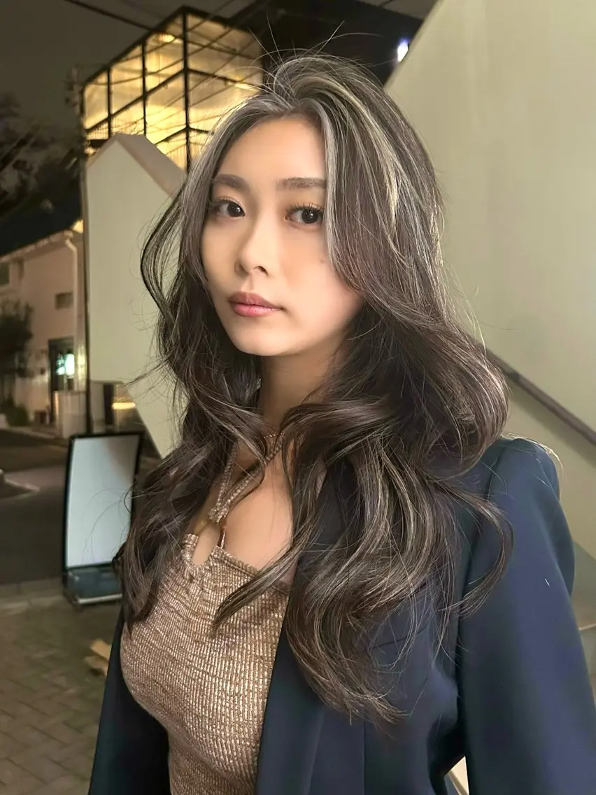 レイヤーカット+内部補修トリートメント🫧🇺🇸海外ヘア/バタフライカット/ハイレイヤーの写真