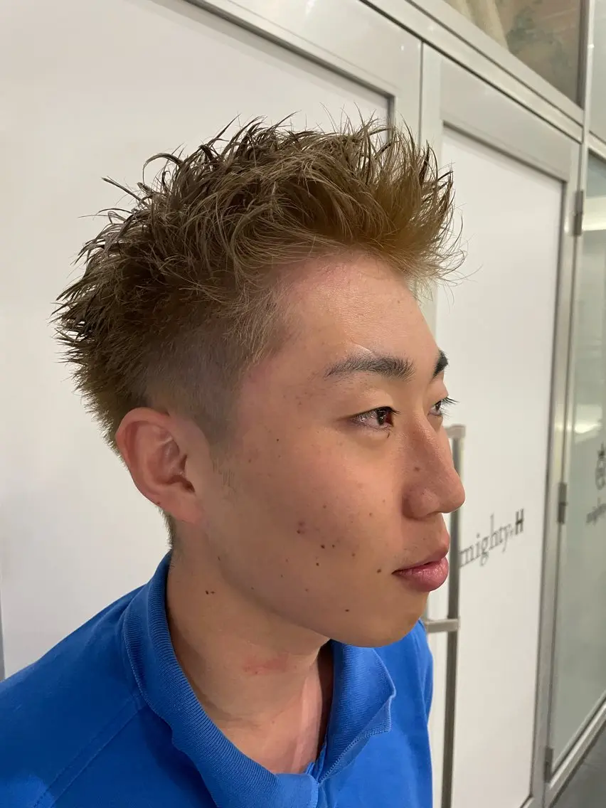 カラー ブリーチ 天野 心太郎のヘアスタイル