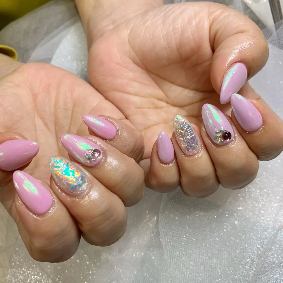 ネイル 氷ネイル・うるうるネイル ニュアンスネイル ハンドネイル フットネイル nail salon mieux(ミュー)のマツエク・マツパデザイン