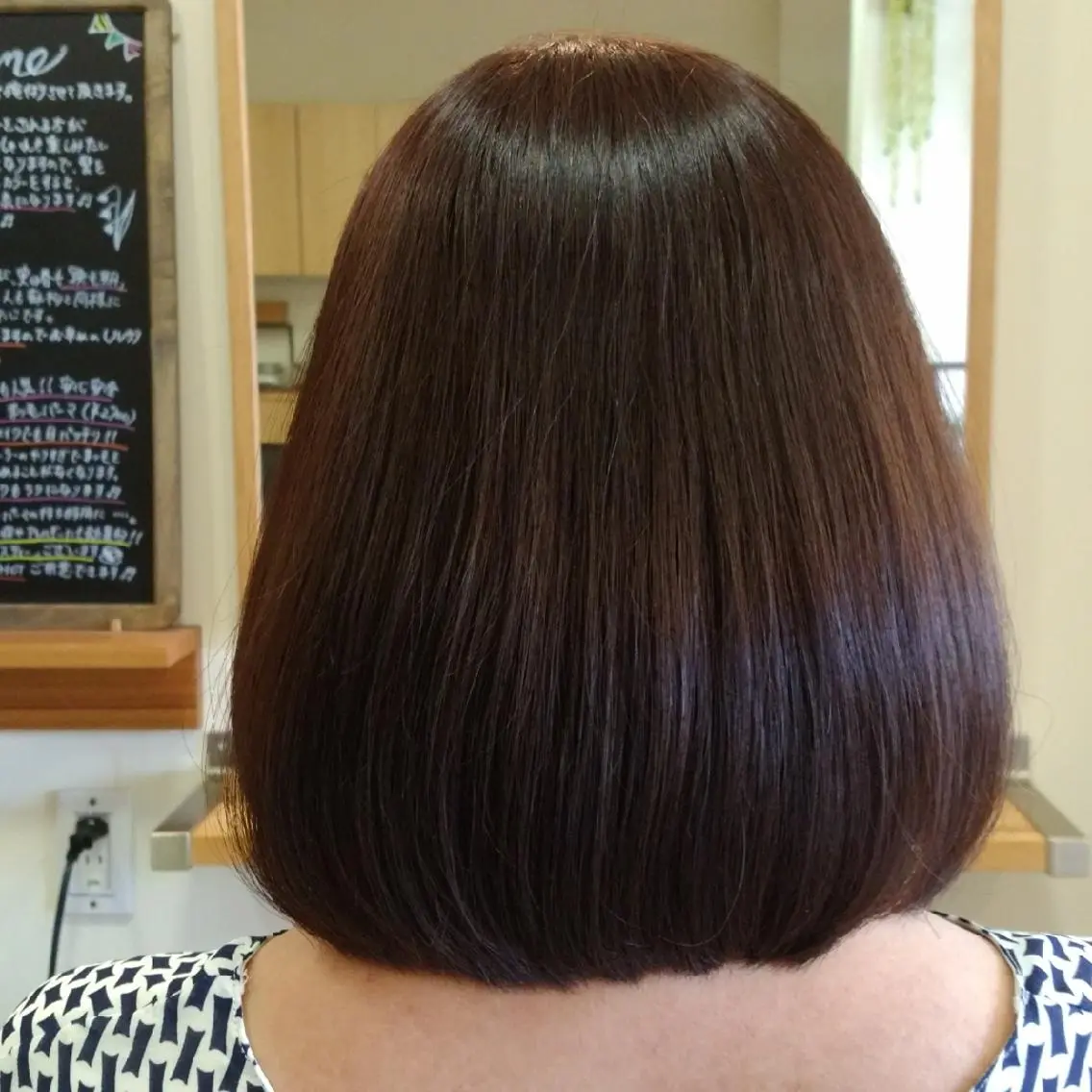 カラー アッシュ ブラウンカラー ラベンダーカラー ラベンダーアッシュ 三ツ井 淳華のヘアスタイル