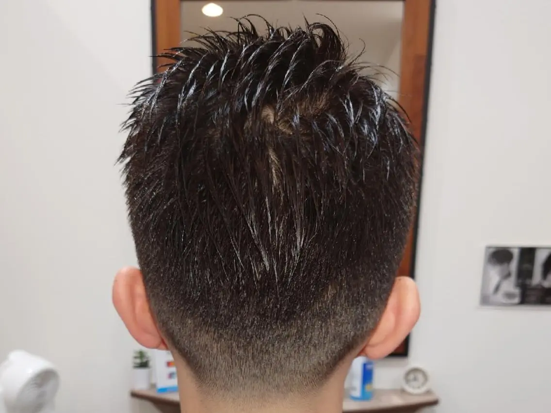 ショート メンズ フェードカット スキンフェード 刈り上げ カット 齋藤 直也 MILIKE F4のヘアスタイル