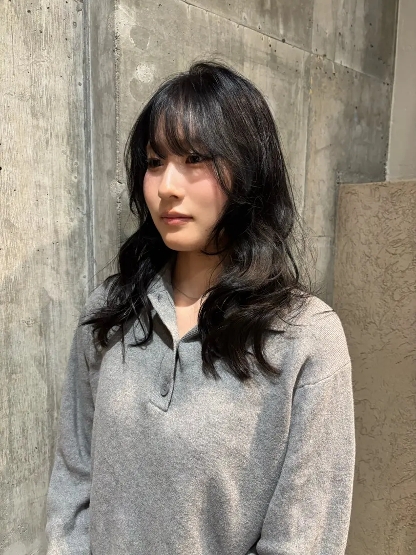 ロング カラー 小野 愛花のヘアスタイル