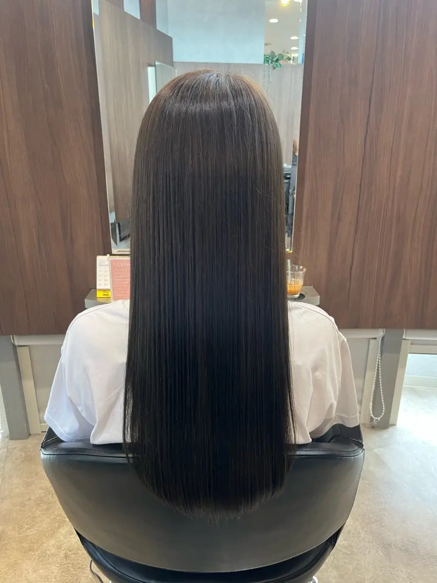 ロング カラー 透明感カラー カット ヘアカラー 茨木 和泉のヘアスタイル