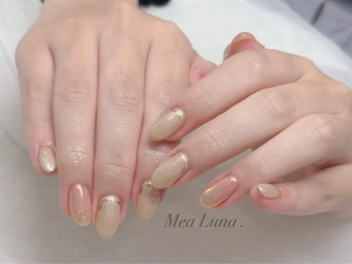 ネイル ハンドネイル Mea Luna .のネイルデザイン