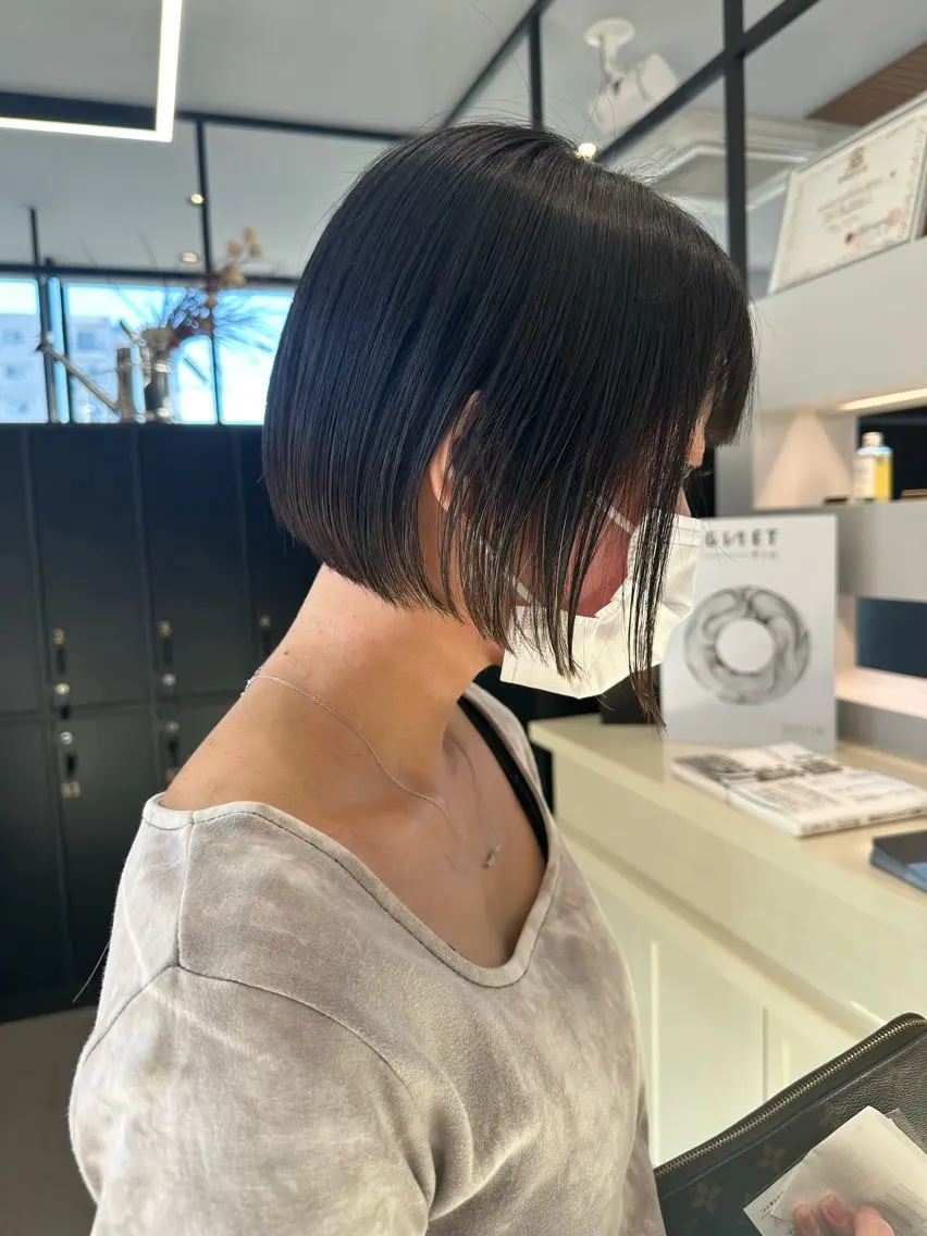 ショート ボブ 【育休中】EARTH 荒井店HARUNAのヘアスタイル