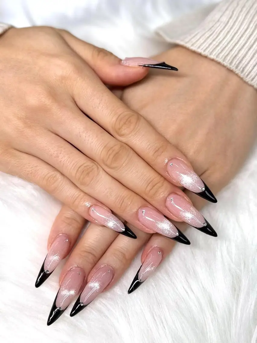 ネイル 韓国ネイル マグネットネイル 持ち込み Dyo Nail_Royalのネイルデザイン