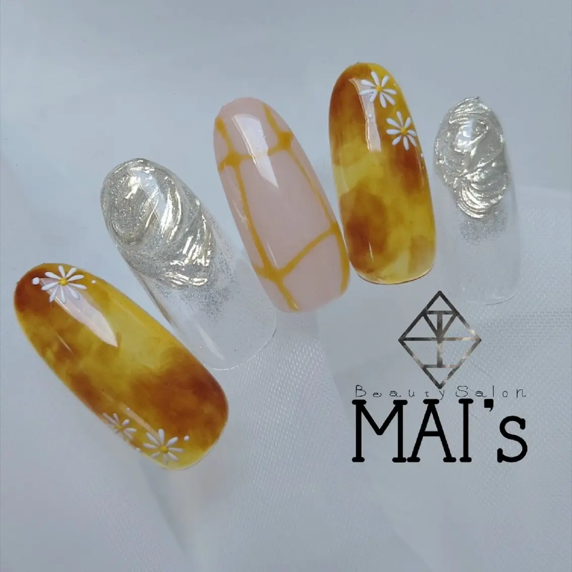 ネイル ハンドネイル ネイリスト Erinaのネイルデザイン