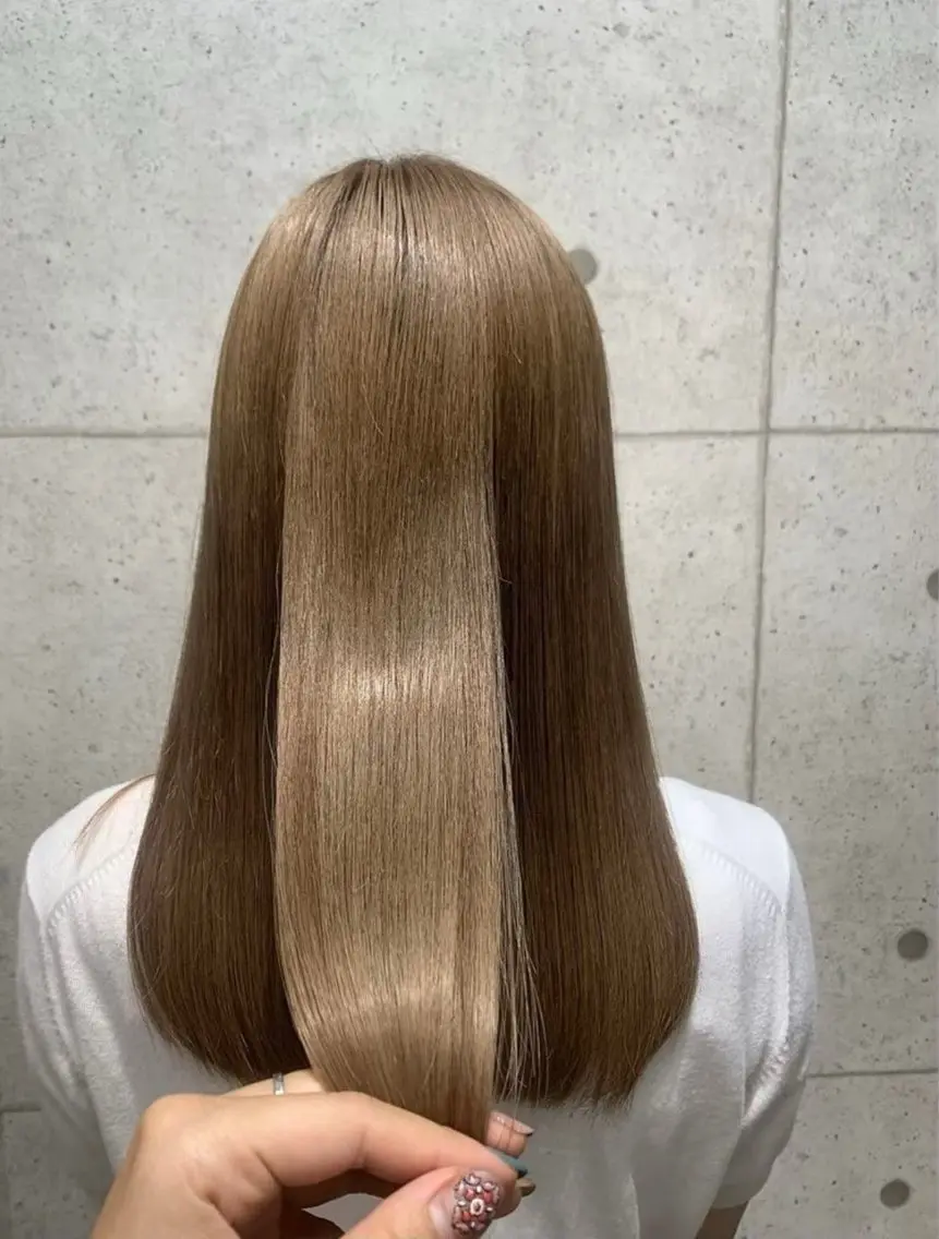 ロング かがみ/メンテナンス カット無料のヘアスタイル