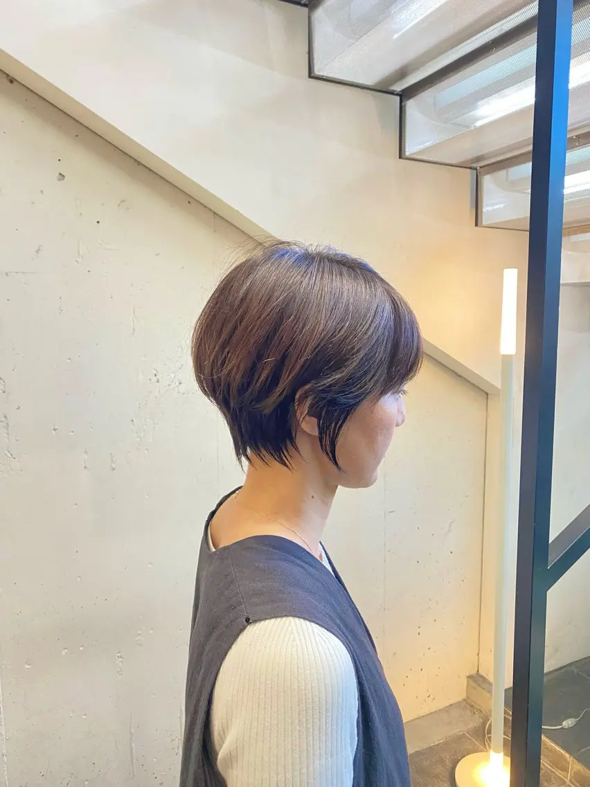 ショート 増田 英のヘアスタイル