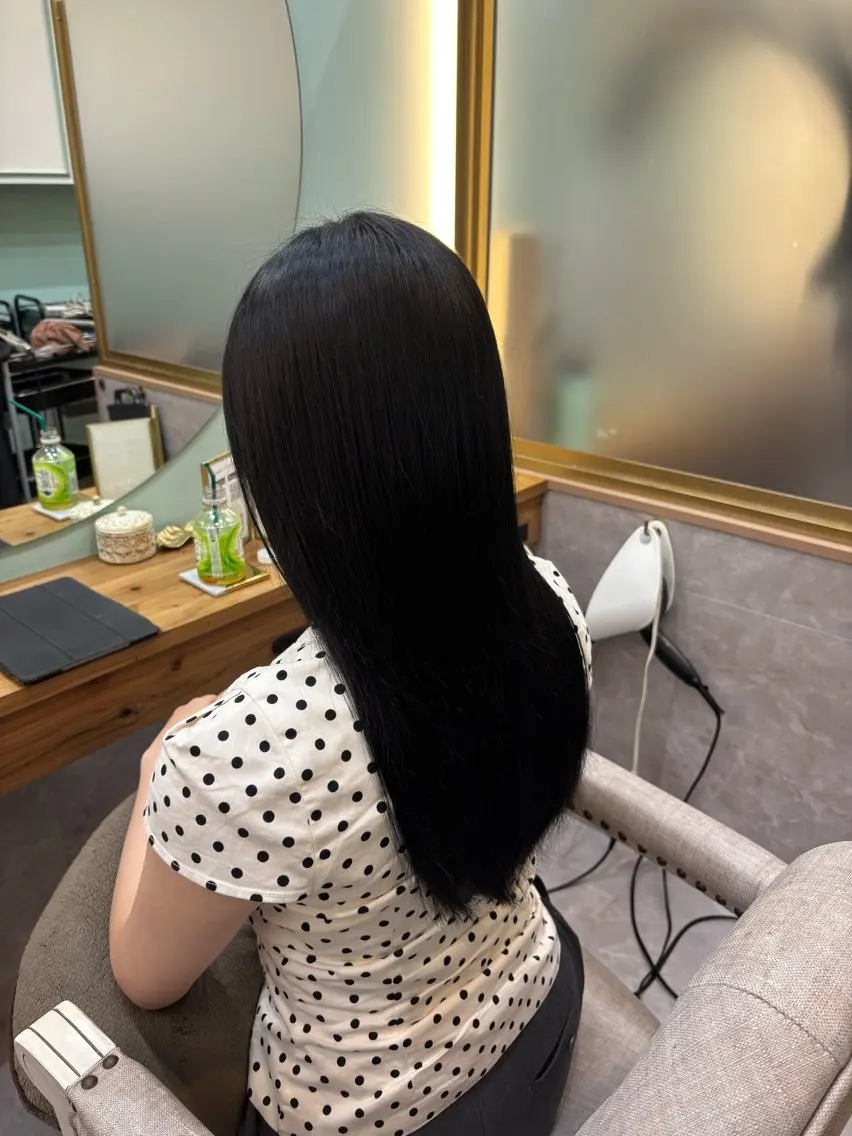 ロング カラー 透明感カラー ヘアカラー トリートメント 透明感カラー / tsukasa𖥧のヘアスタイル