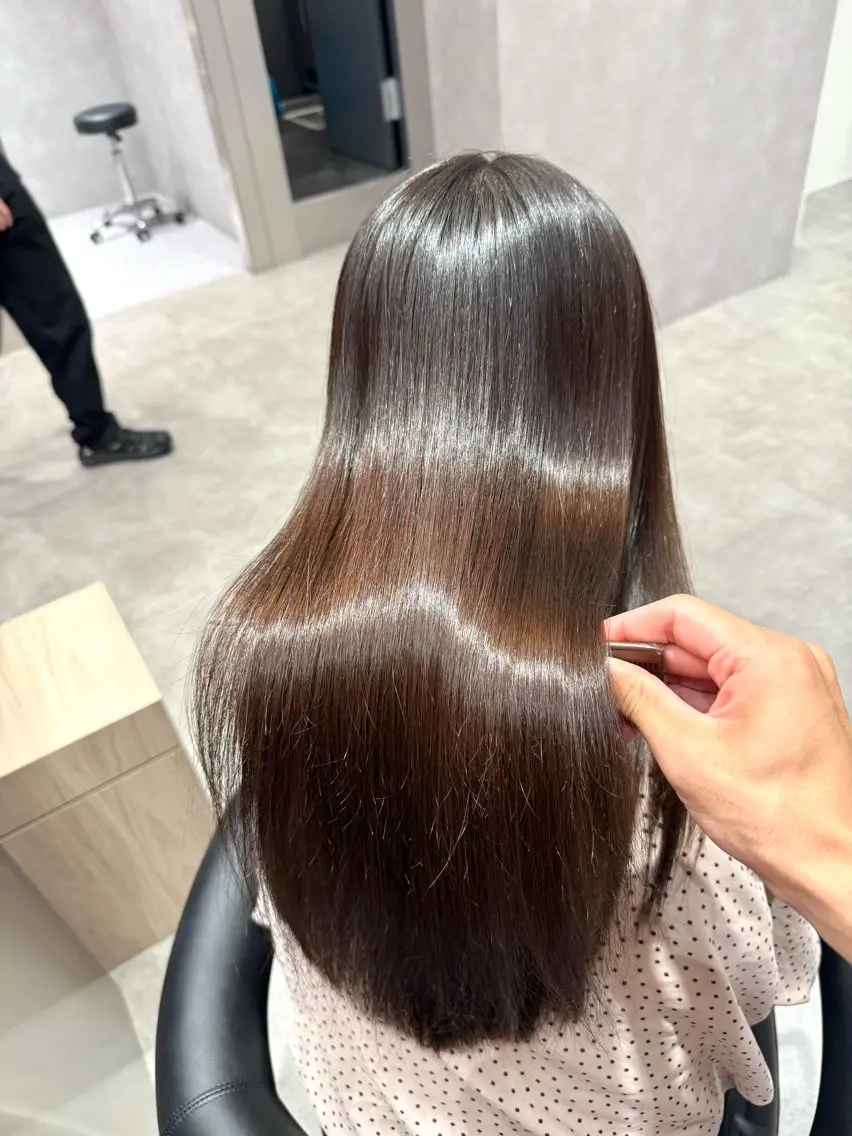 ロング カラー パーマ ヘアアレンジ 髪質改善 縮毛矯正 トリートメント ストレートパーマ 縮毛矯正 トリートメント 縮毛矯正/髪質改善/ ブリーチ毛/木元渓太のヘアスタイル