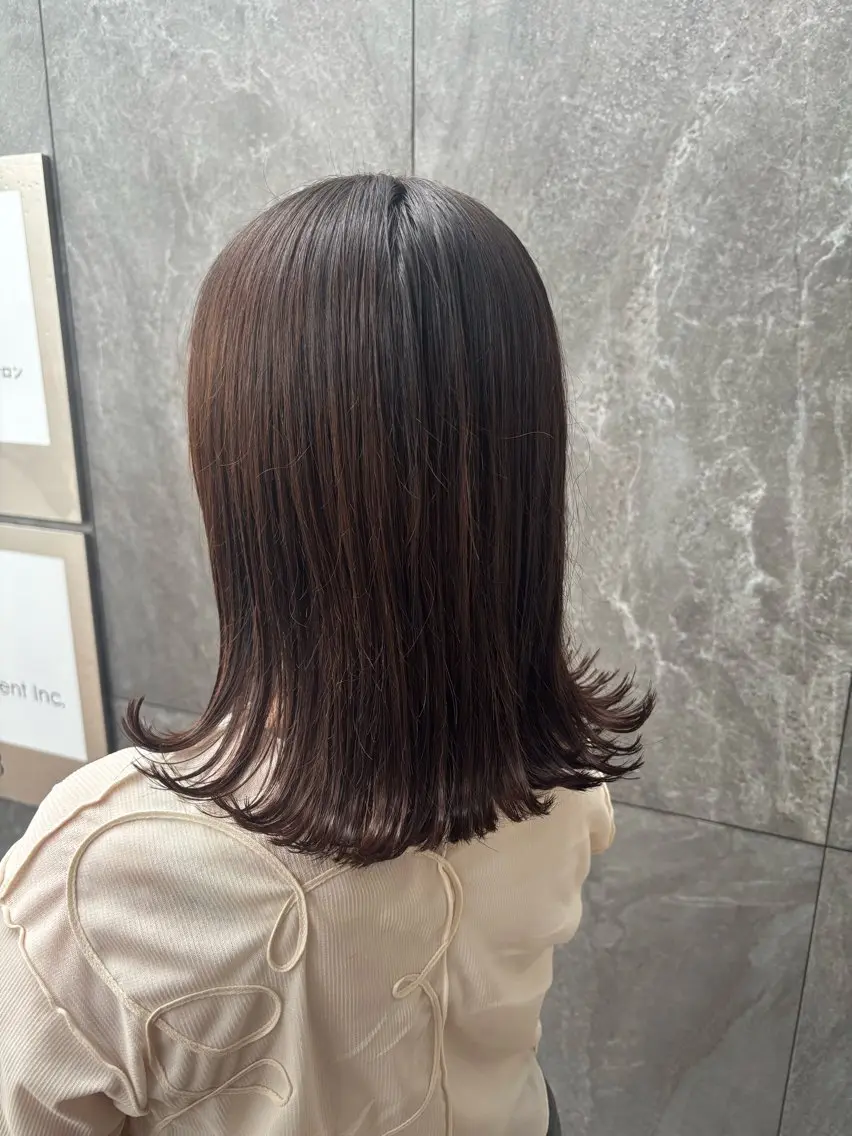 ミディアム 外ハネヘア 石原 望来のヘアスタイル