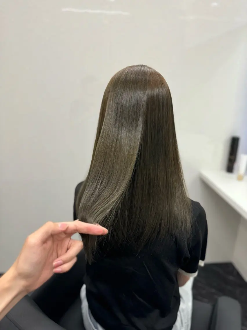 オーガニックカラー+高級ケラチントリートメントの写真