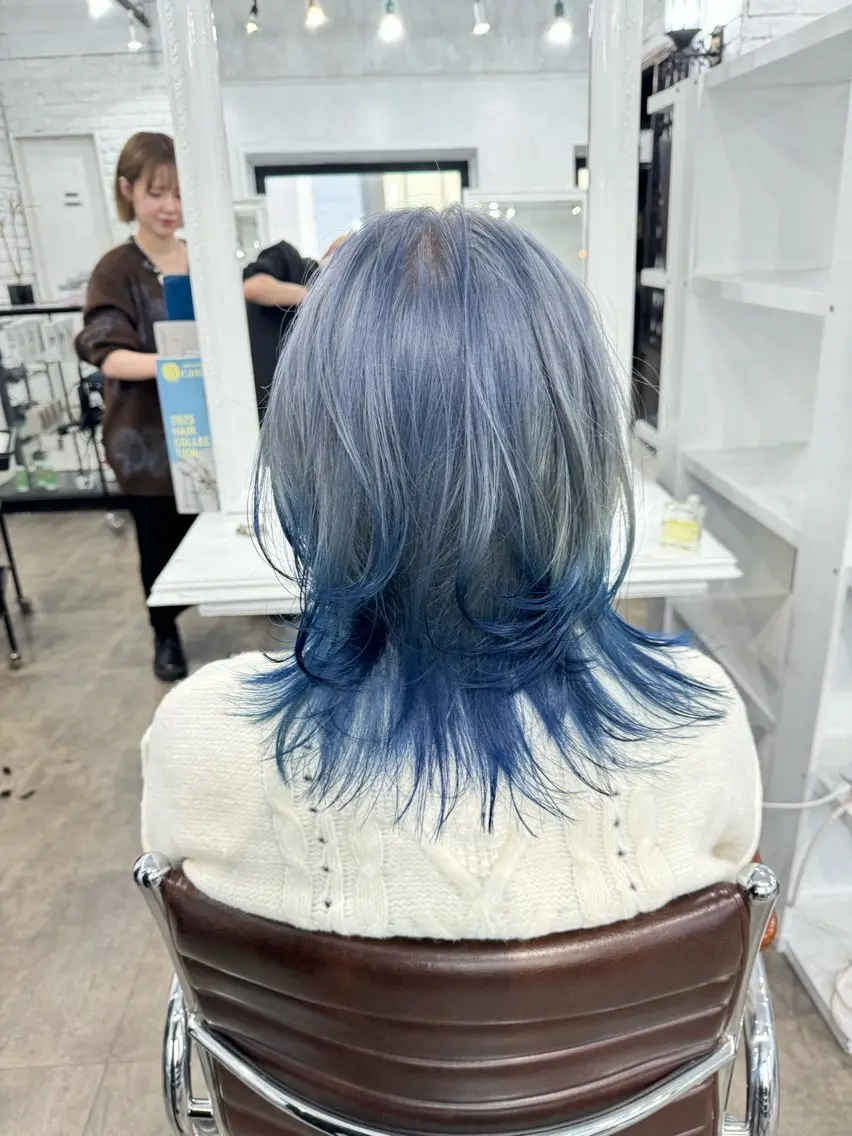 セミロング カラー バレイヤージュ ミストバング ベージュカラー ブリーチ 抜きっぱなしブロンド 札幌ブリーチカラー/ ダブルカラー/ドイのヘアスタイル