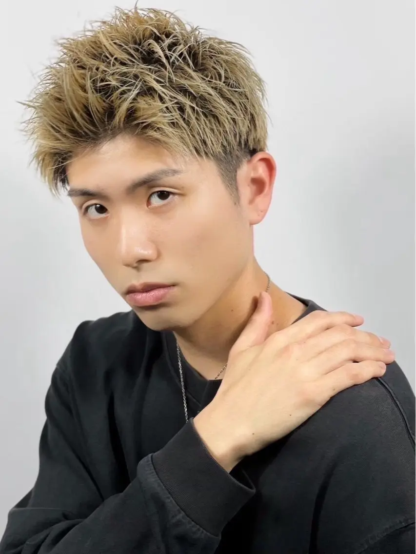 ショート 霜 良太のヘアスタイル